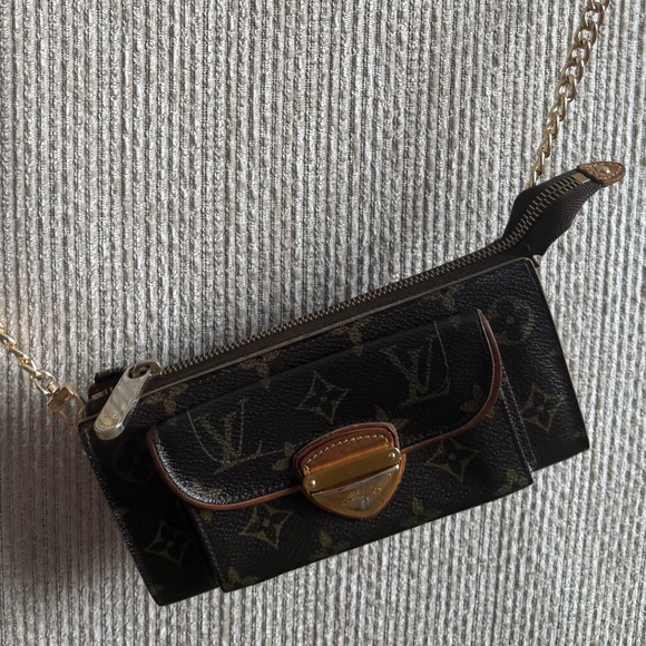 Louis Vuitton wallet/crossbody with 2 chains - Picture 3 of 15